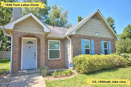 1649 Twin Lakes Circle Tallahassee, FL 32311