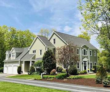 16 Wildewood Dr Paxton, MA 01612