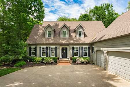 1326 Stratford Woods Drive Newark, OH 43055