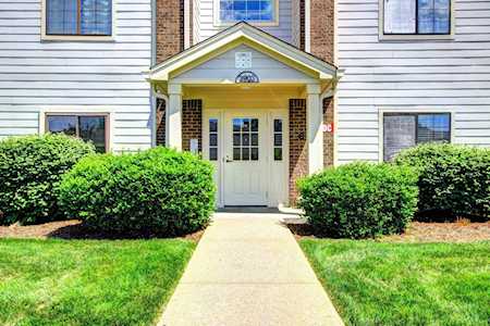 3903 Yardley Ct #101 Louisville, KY 40229