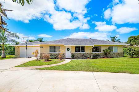 937 SW 36Th Court Boynton Beach, FL 33435