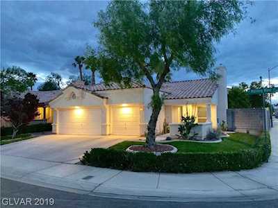 3325 Morning Wind Ln Las Vegas, NV 89129