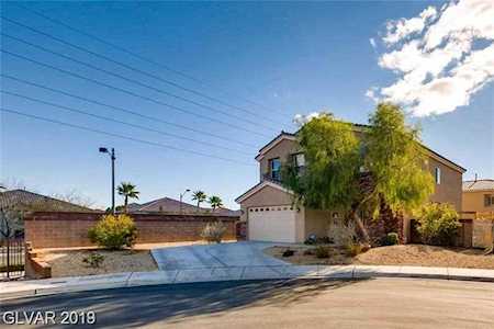 9203 Oxbow Lake Ave Las Vegas, NV 89149