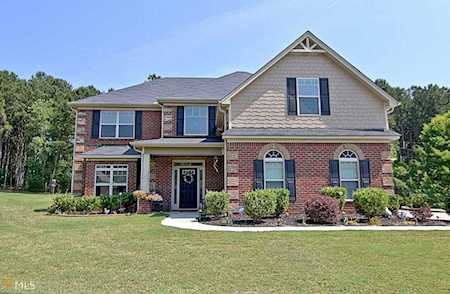 135 Ravens Lndg Fayetteville, GA 30215