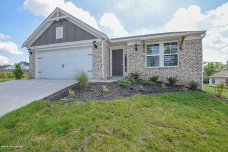 208 Masons View Ct Shelbyville, KY 40065