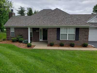 1712 Eagle Nest Way Louisville, KY 40222