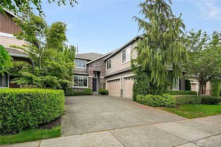 6519 W Crest View Lp SE Snoqualmie, WA 98065