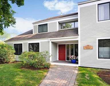 8 Concord Greene #1 Concord, MA 01742