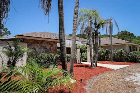 15639 72Nd Drive Palm Beach Gardens, FL 33418
