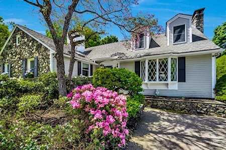 7 Ravine Road Winchester, MA 01890