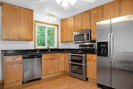 30 Jacqueline Road #F Waltham, MA 02452