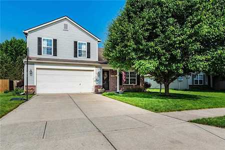1328 Fall Ridge Drive Brownsburg, IN 46112