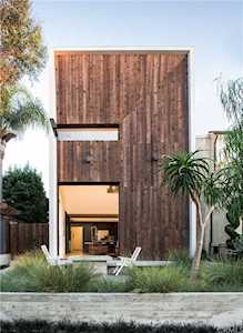 510 Larkspur Corona Del Mar, CA 92625