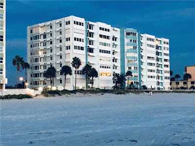 17400 Gulf Boulevard #J3 Redington Shores, FL 33708
