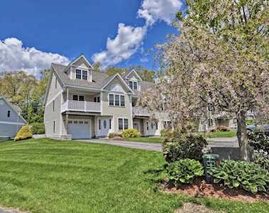 70 Carrington Lane #70 Uxbridge, MA 01569