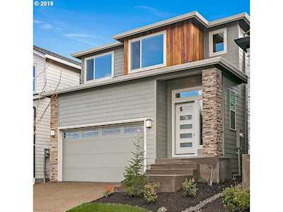 15891 SE Tallina Clackamas, OR 97015