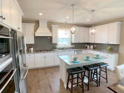 1325 Interlachen Drive Eagan, MN 55123