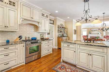 11100 Oak Pond Circle Charlotte, NC 28277