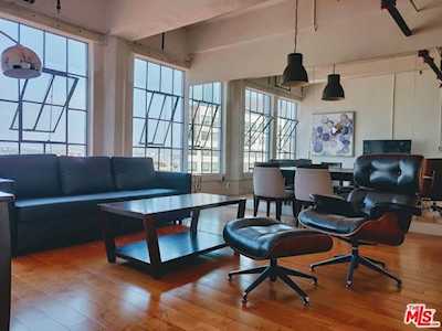 746 S Los Angeles Street #PH1102 Los Angeles, CA 90014