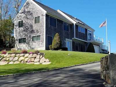 95 Menotomy Rd Plymouth, MA 02360