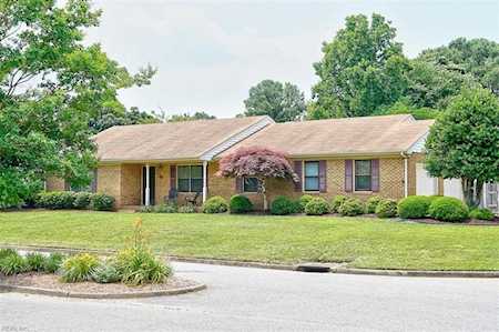 993 Old Cutler Rd Virginia Beach, VA 23454