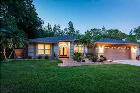 321 Waterford Cir E Tarpon Springs, FL 34688