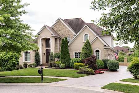 7601 Ashleywood Dr Louisville, KY 40241