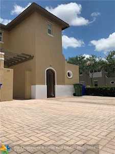 532 SW 147th Ave #10 Pembroke Pines, FL 33027