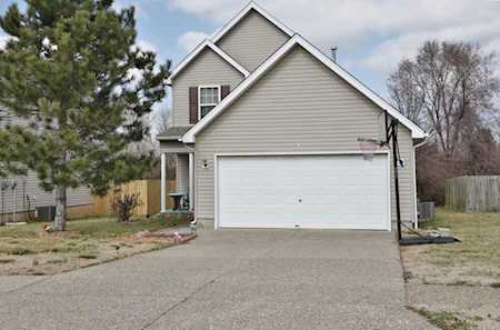 6010 Woodhaven Place Cir Louisville, KY 40228