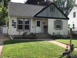 2542 4th Avenue E North Saint Paul, MN 55109