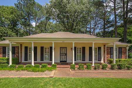 1666 Oak Hill Dr Germantown, TN 38138