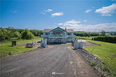 485 W Birnie Slough Rd Cathlamet, WA 98612