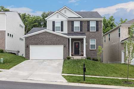 6812 Brittany Oak Dr Louisville, KY 40229