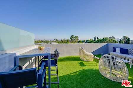 1040 N Spaulding Avenue #1 West Hollywood, CA 90046