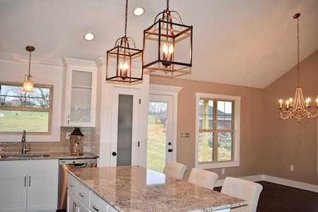 70 Wills Way Taylorsville, KY 40071