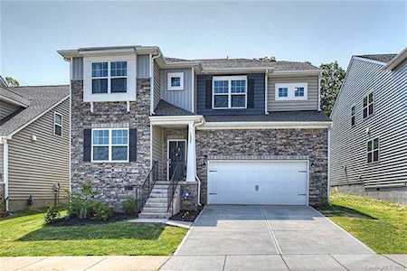 1825 Sapphire Meadow Dr Fort Mill, SC 29715
