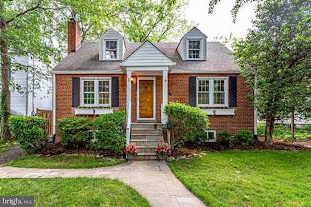 1709 Quincy St Arlington, VA 22204