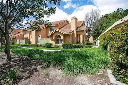 54 Marbella Aisle #27 Irvine, CA 92614