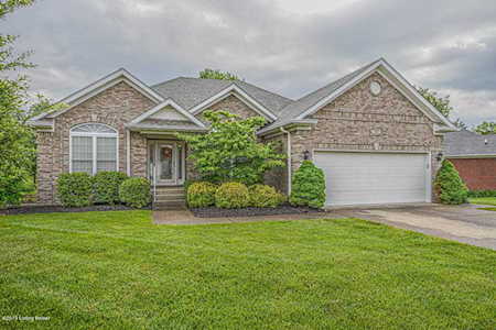 7811 Windgate Dr Louisville, KY 40291