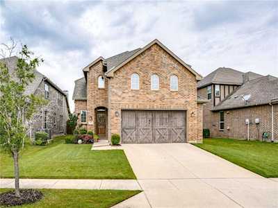 931 Montgomery Way Lantana, TX 76226