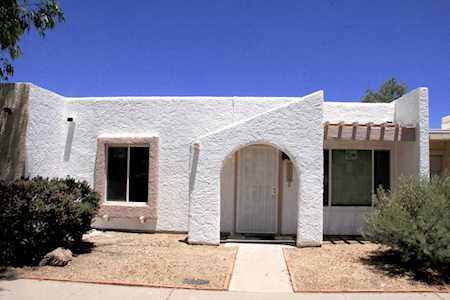 2318 W Carson Drive Tempe, AZ 85282