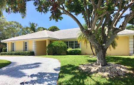 509 N Country Club Drive Atlantis, FL 33462