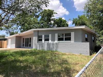 3706 Wade Road Orlando, FL 32808