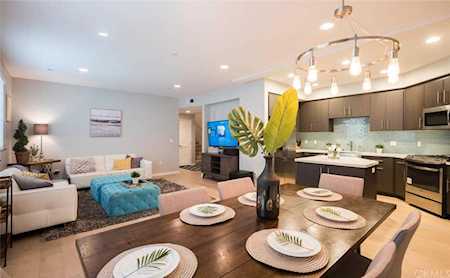 11912 Laurelwood Drive #103 Studio City, CA 91604