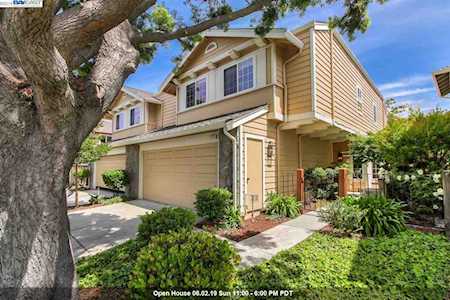 518 Folsom Cir Milpitas, CA 95035