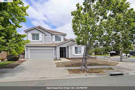 720 Castelli Ct Fairfield, CA 94534