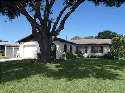 1230 Punta Nova Terrace Englewood, FL 34223