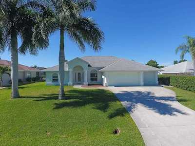 15 Sportsman Court Rotonda West, FL 33947