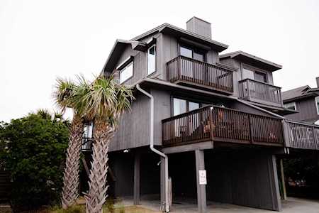 12 Mallard Street Wrightsville Beach, NC 28480