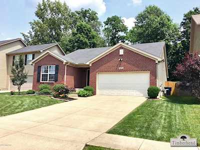 9215 River Trail Dr Louisville, KY 40229